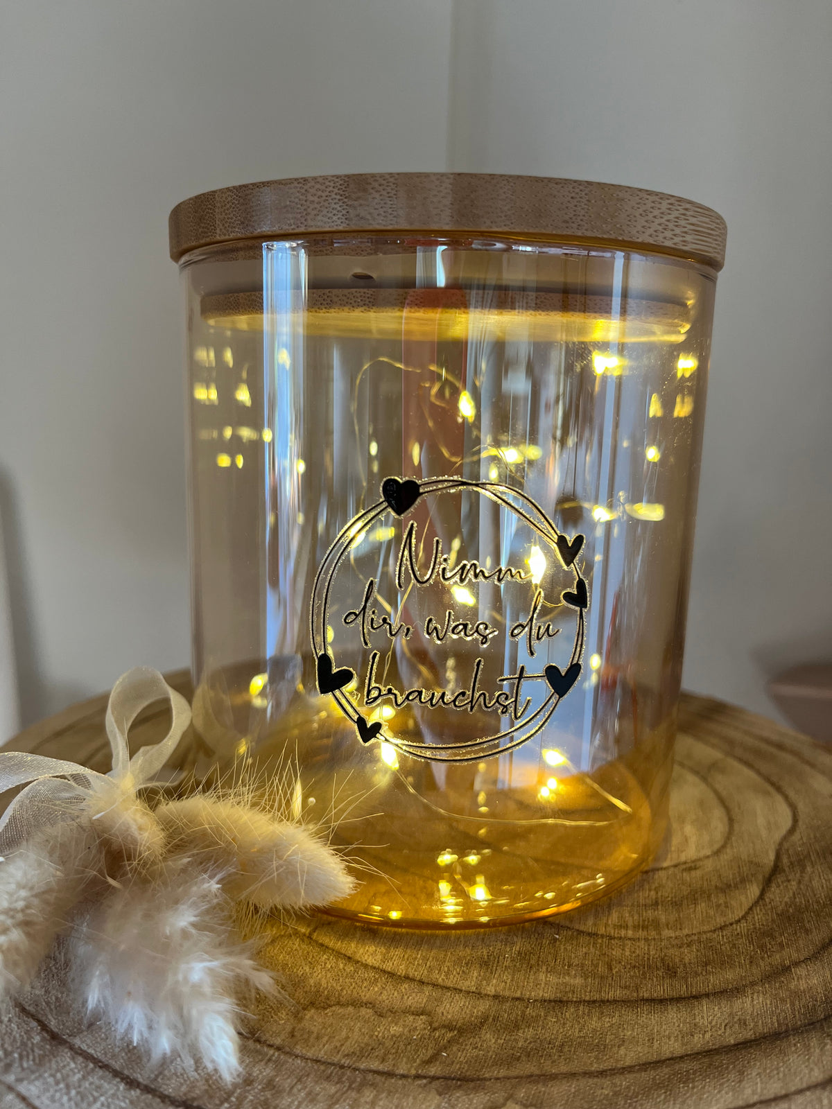 Glas mit Bambusdeckel „Nimm dir, was du brauchst.“