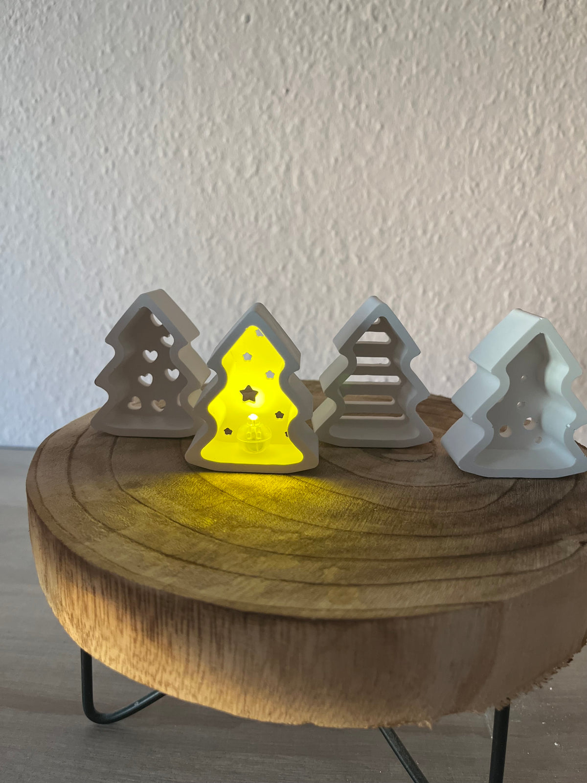 Mini-Gipsbäumchen „Winterlicht“ – 4er Set