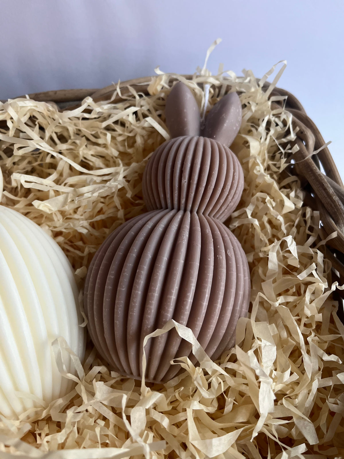 Große skandinavische Osterkerze/2 Varianten -handgegossen mit Sojawachs