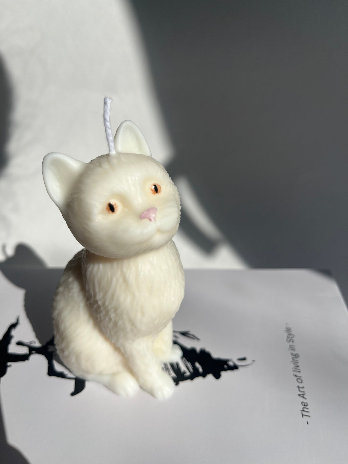 Little Cat – handgefertigte Kerze aus Rapswachs