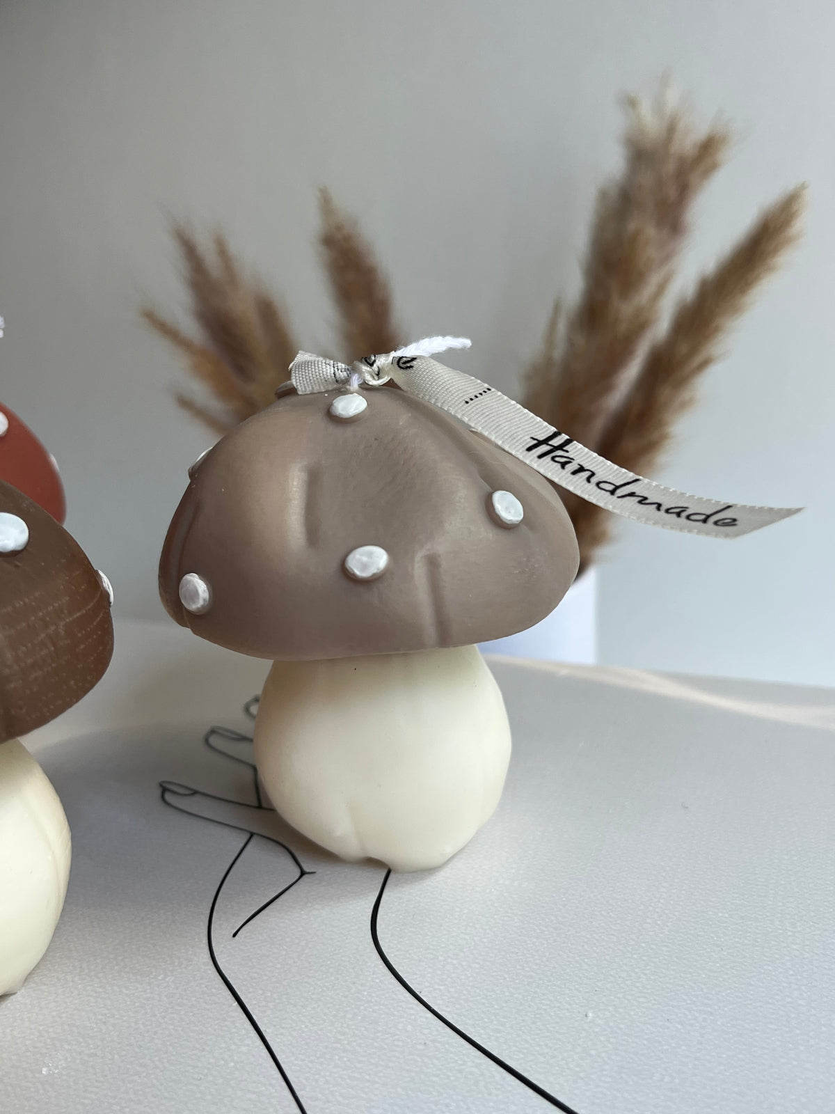 Pilz Dekokerze aus Rapswachs