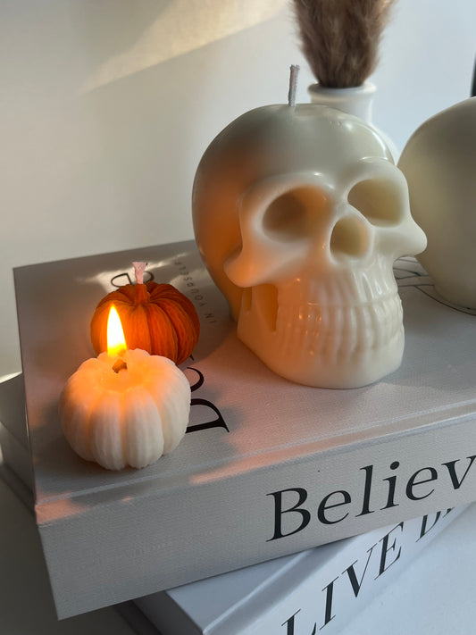 Dekokerze „Totenkopf“