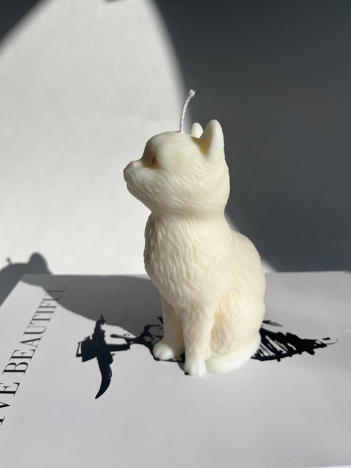 Little Cat – handgefertigte Kerze aus Rapswachs
