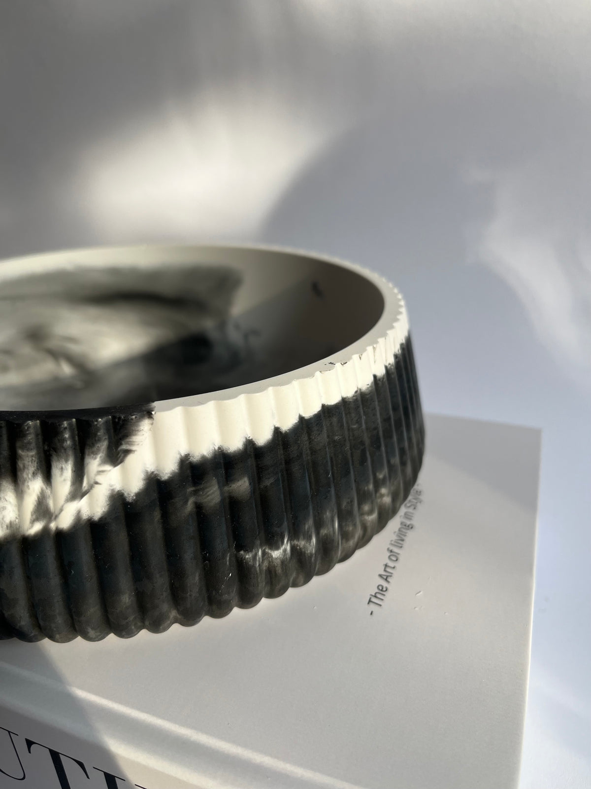 Dekoschale „Ribbed Bowl – Large“