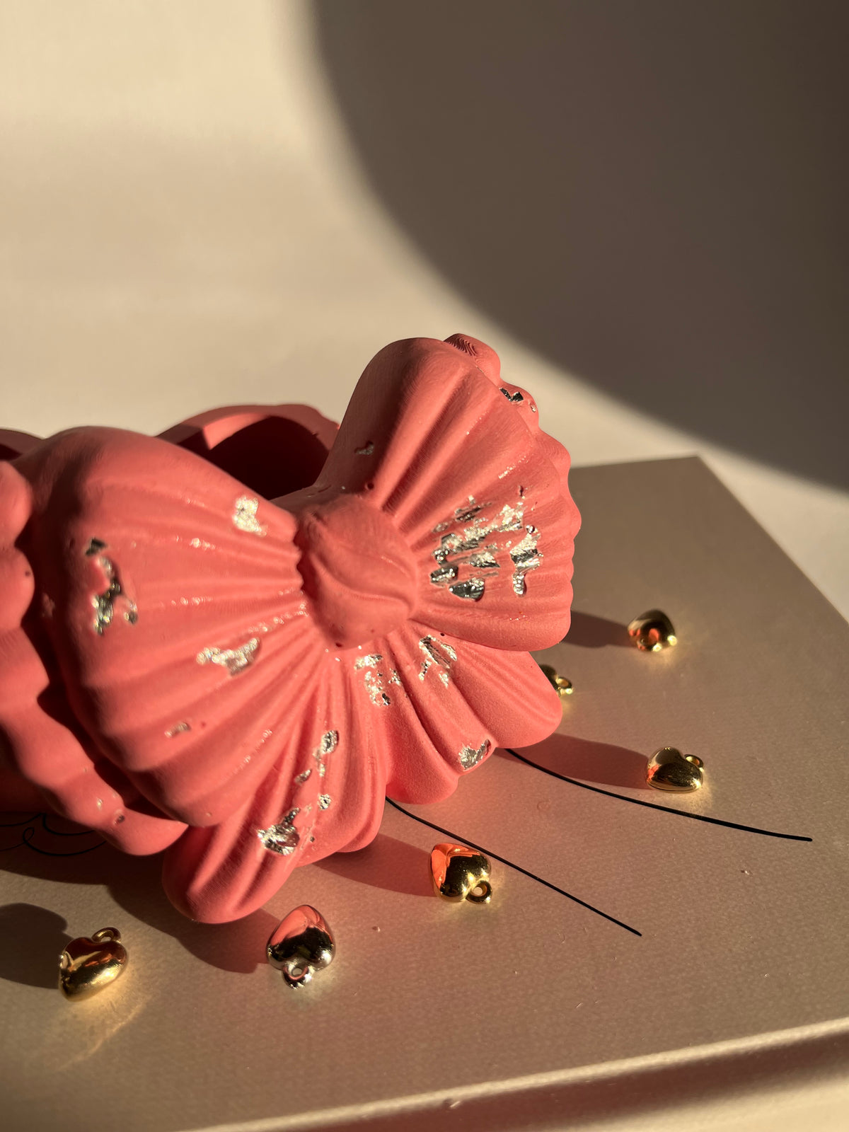 Schmuckschale „Rosé Bow“ – mit dekorativem Schleifen-Deckel