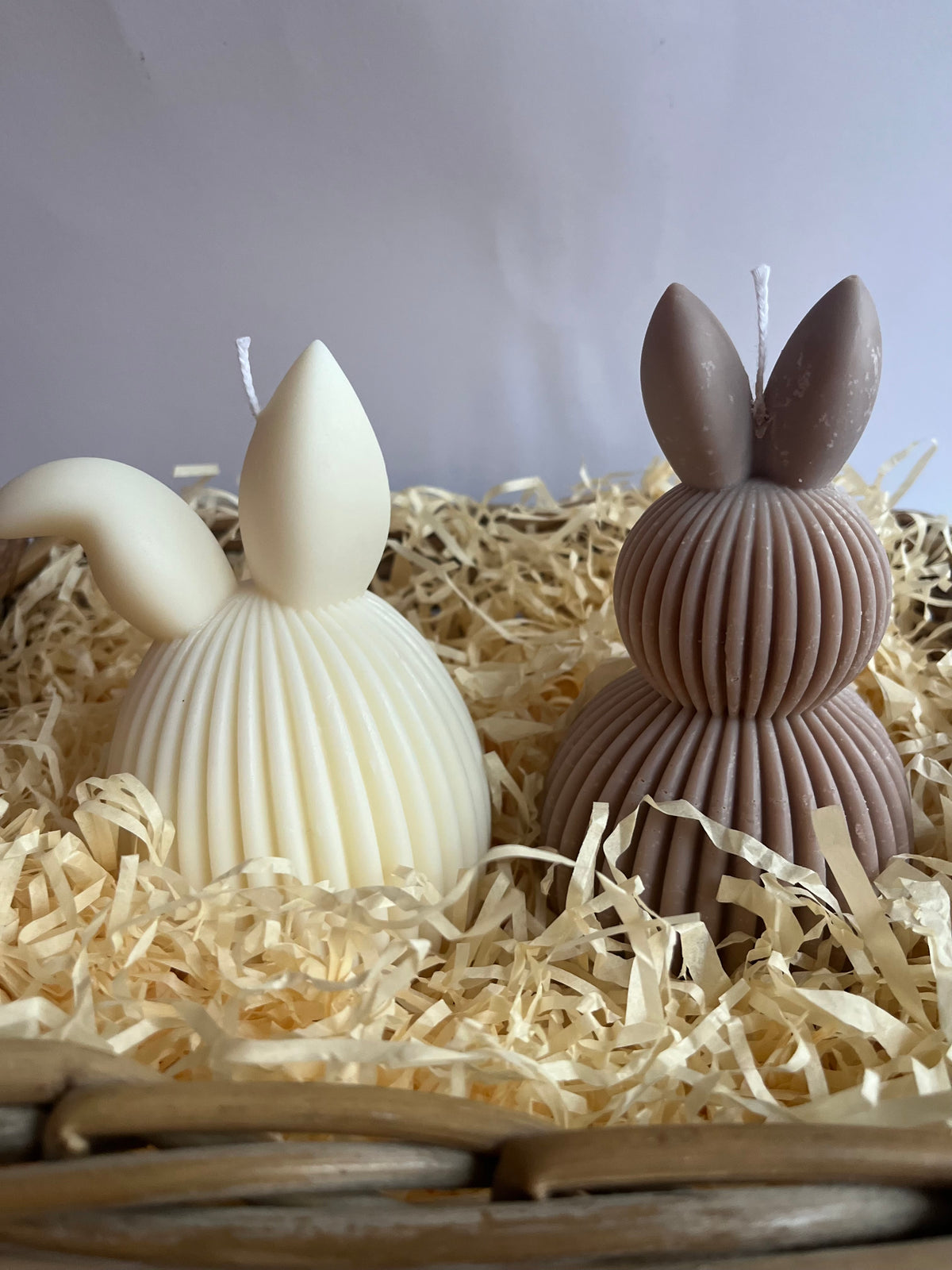 Große skandinavische Osterkerze/2 Varianten -handgegossen mit Sojawachs