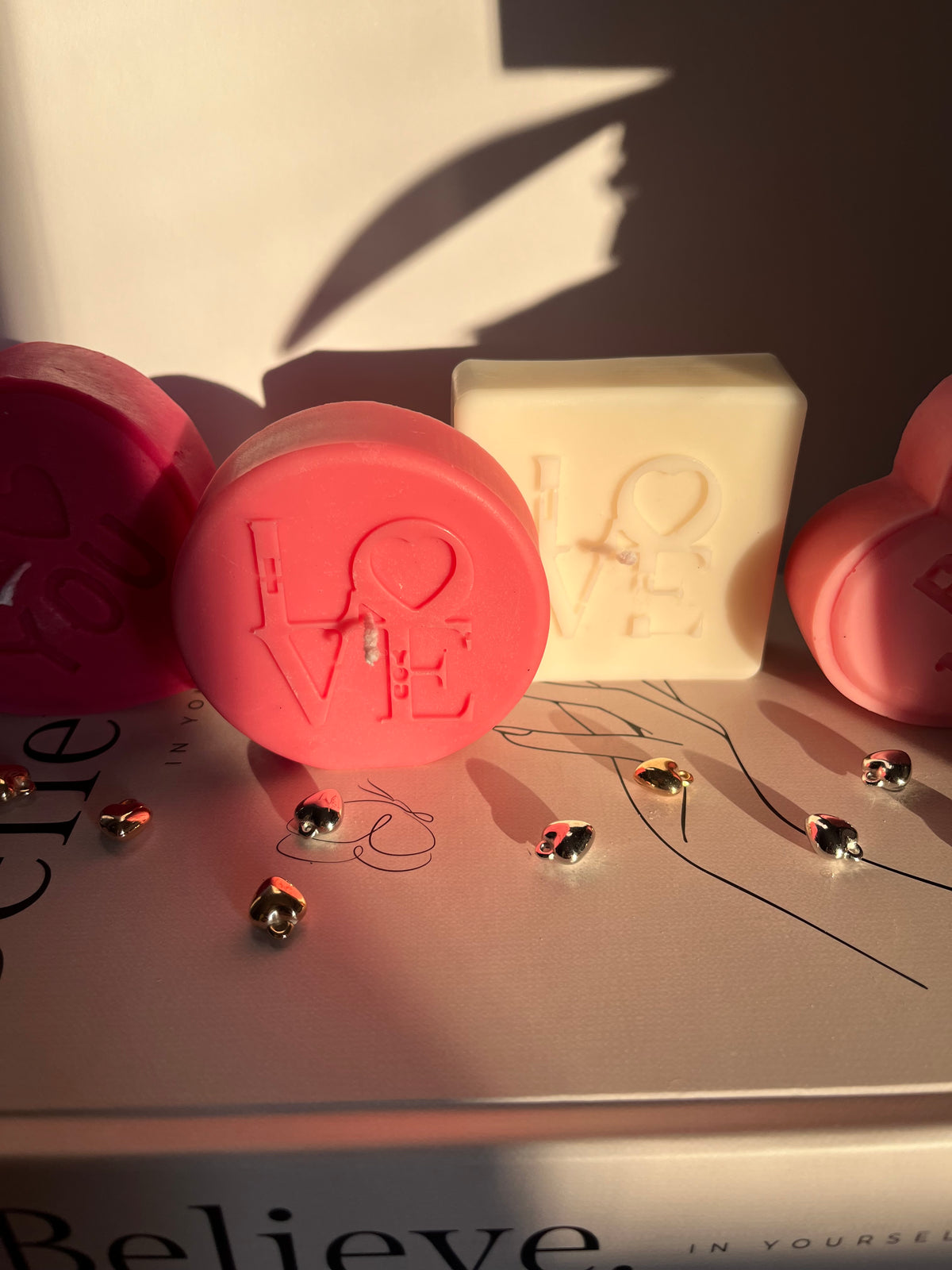 Kerzen „LOVE SERIE“ handgegossene Deko-Kerze