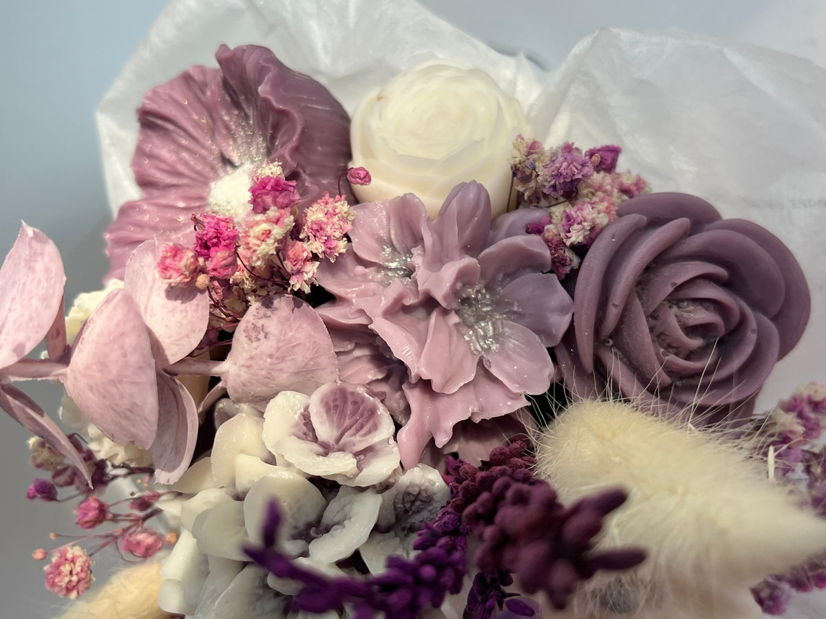 Lavender Blush Bouquet-handgegossen mit Rapswachs