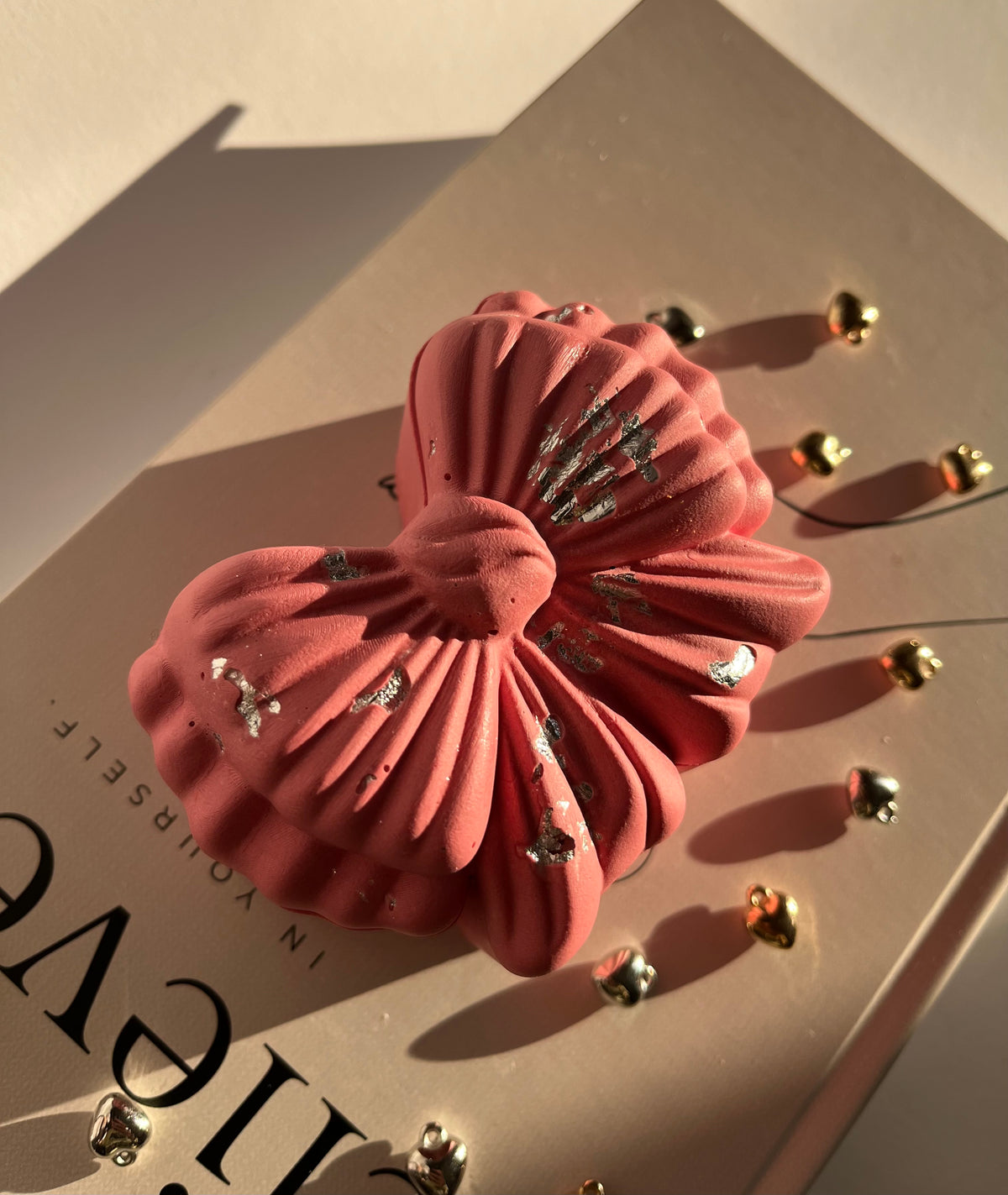 Schmuckschale „Rosé Bow“ – mit dekorativem Schleifen-Deckel