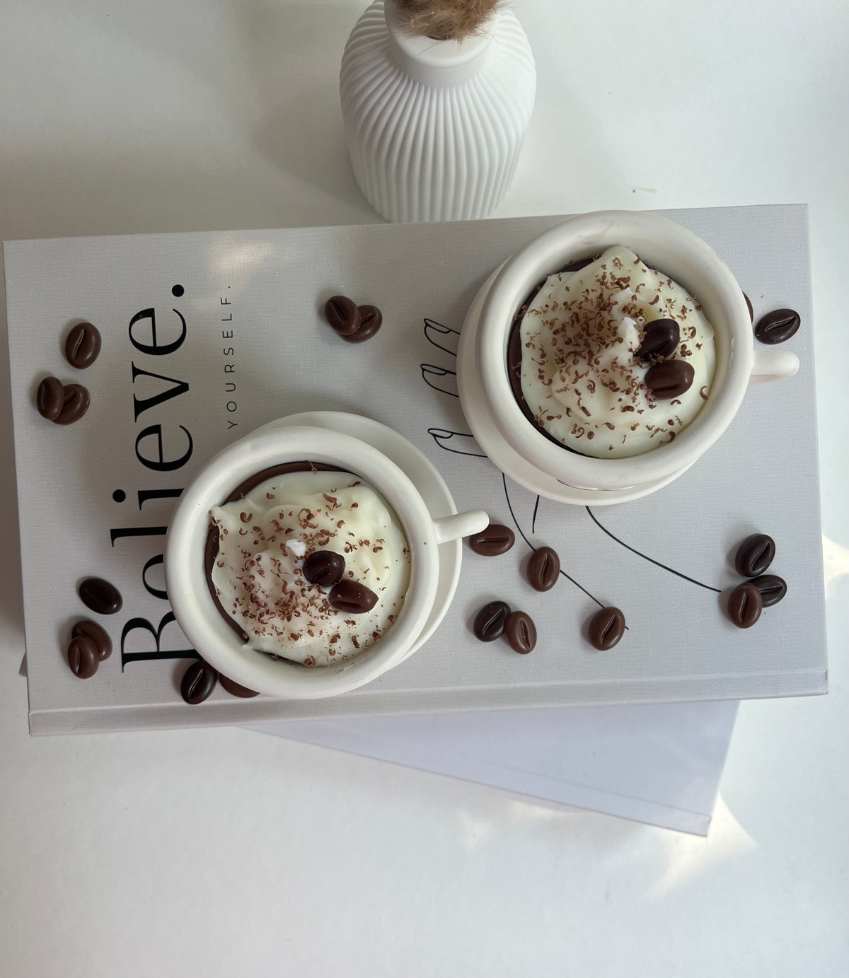 Handgegossene Duftkerze „Kaffeezeit“