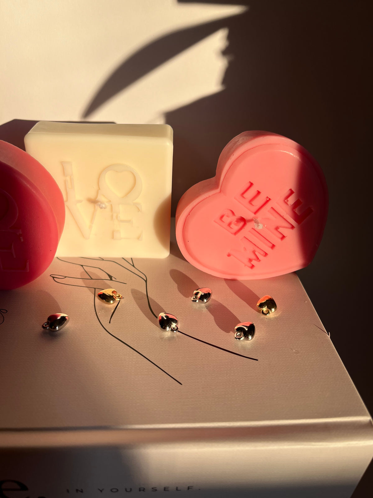 Kerzen „LOVE SERIE“ handgegossene Deko-Kerze