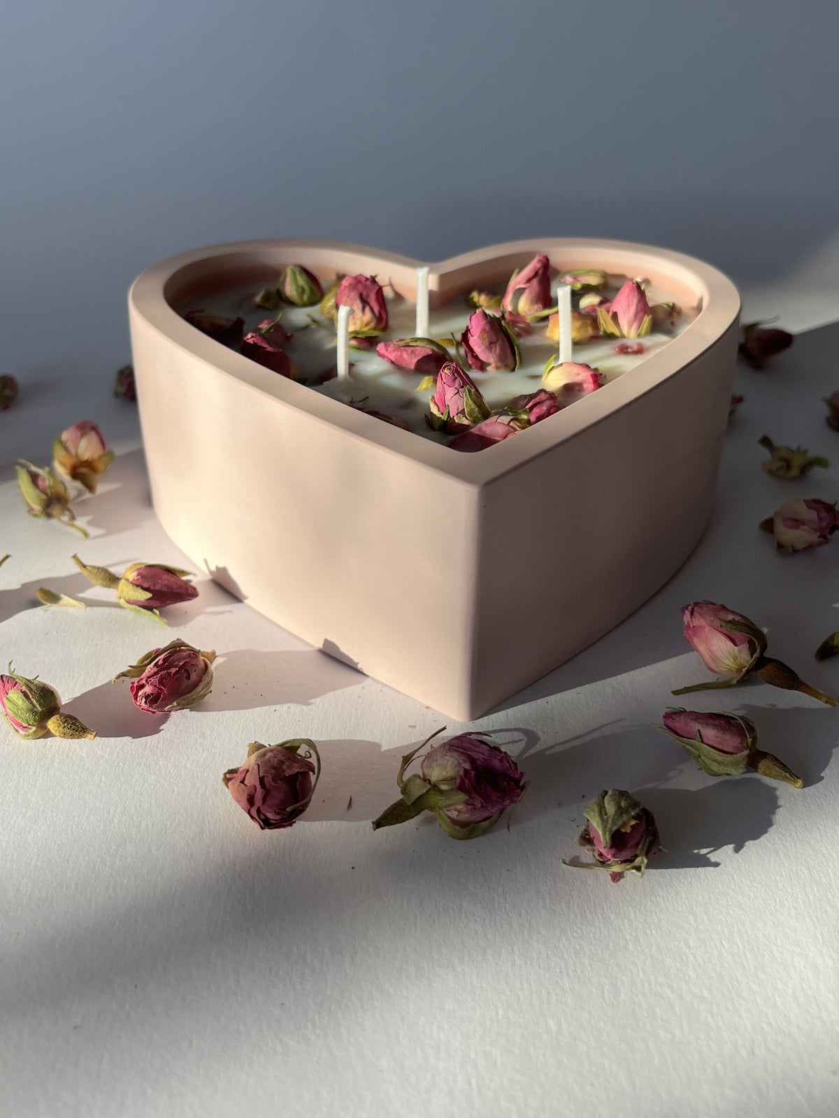 Herzkerze Rosen-handgegossen