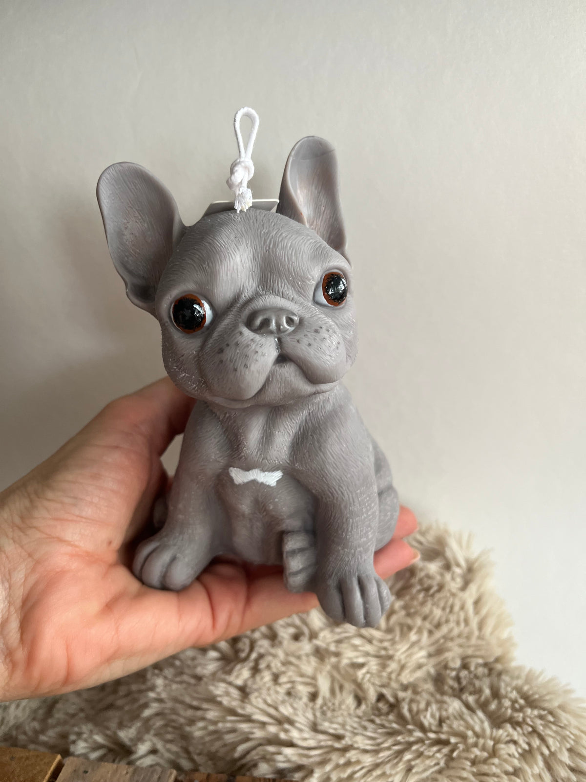 Little Frenchie – handgefertigte Kerze aus Rapswachs | auch personalisiert