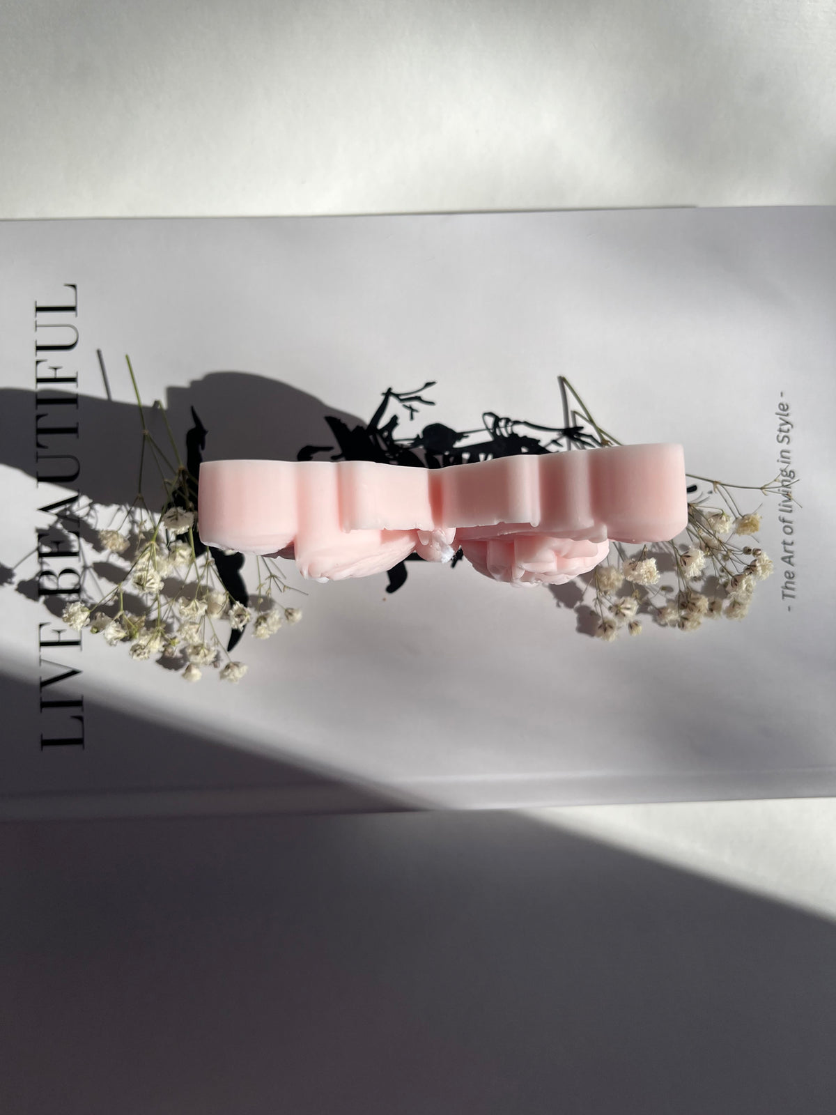Lovely Butterfly – handgefertigte Schmetterlingskerze aus Rapswachs