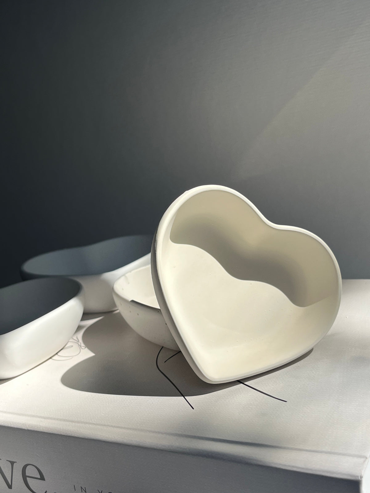 Herzschale „AMORE“ - handgegossen