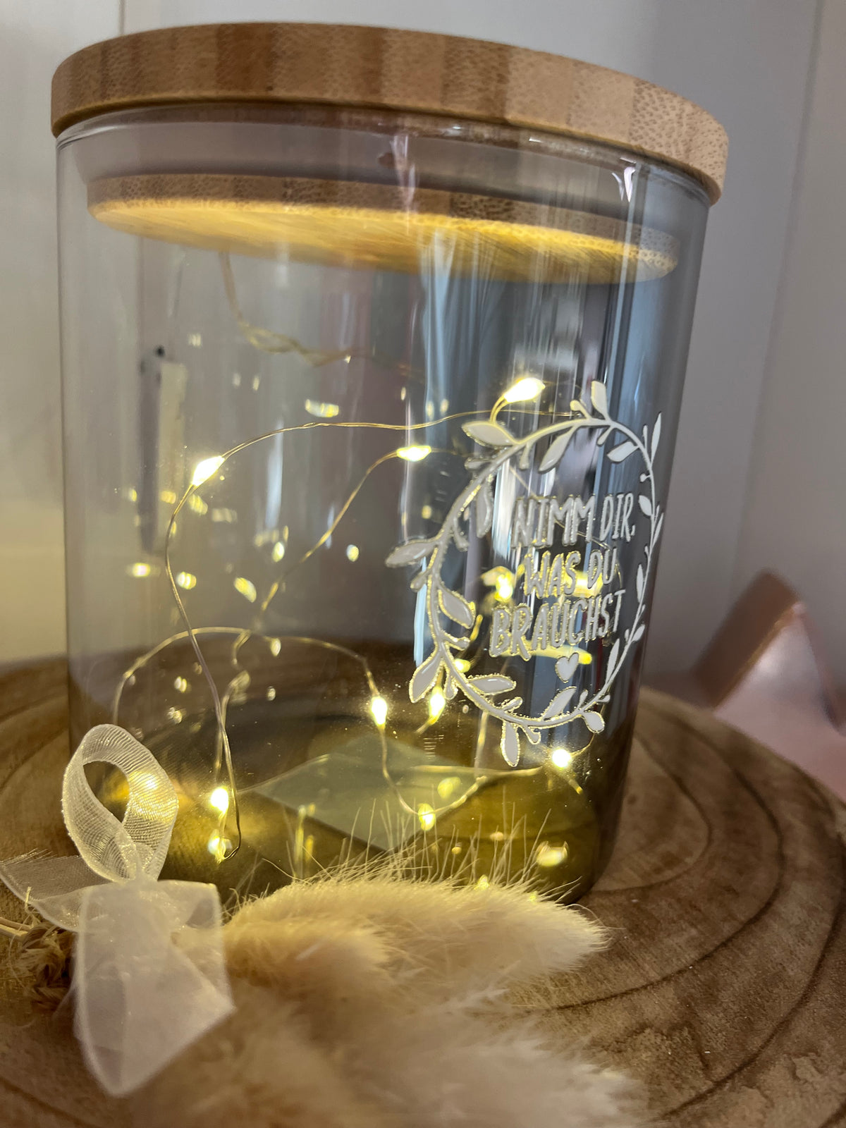 Glas mit Bambusdeckel „Nimm dir, was du brauchst.“