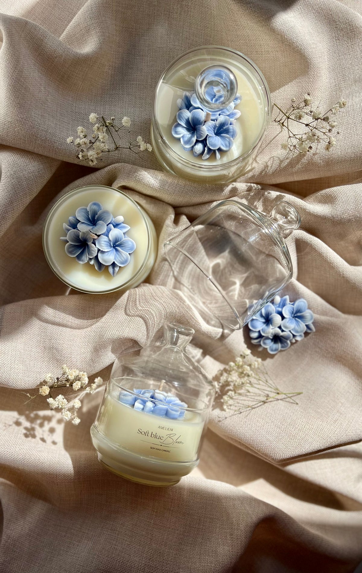 Soft blue Bloom | Kerzenglas mit Glasglocke